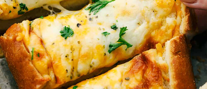 Garlic Bread Supreme With Cheese 